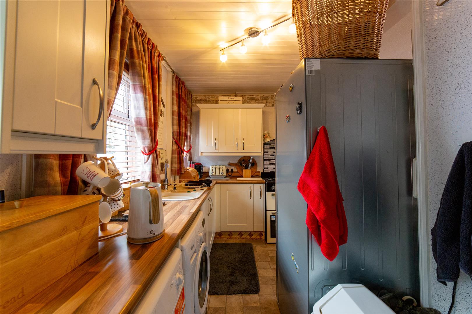 Channel View, Penygarn, Pontypool One2One Estate Agents